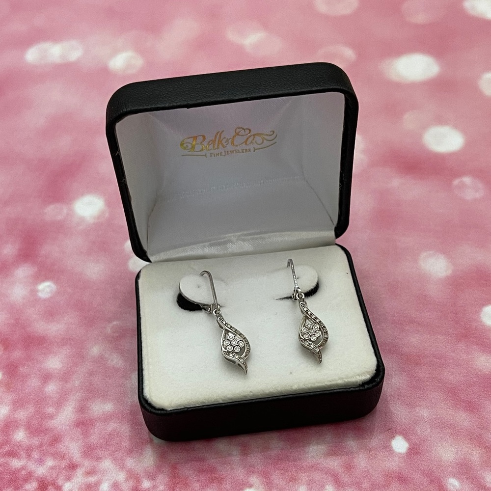 1/10 Carat TW Diamond Drop Earrings $450 NWT